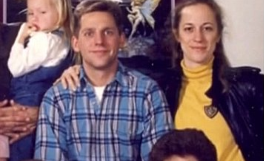 David Miscavige Early Life